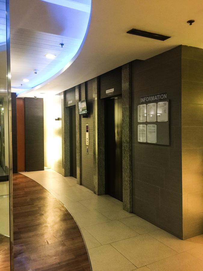Antel Serenity Suites At Poblacion Makati Makati City Bagian luar foto